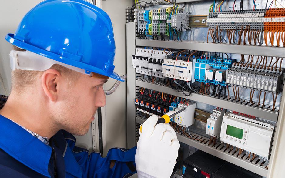besoin d'un électricien Les Clayes-sous-Bois